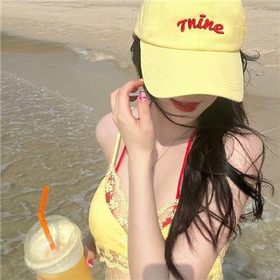 赤裸朱丽叶